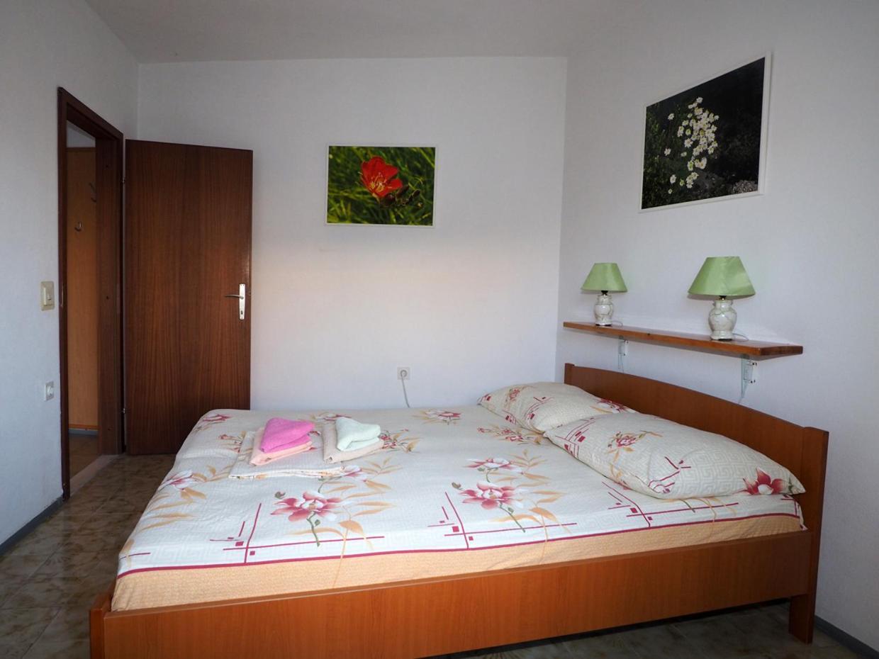 Apartments Skorin Lumbarda Exterior photo