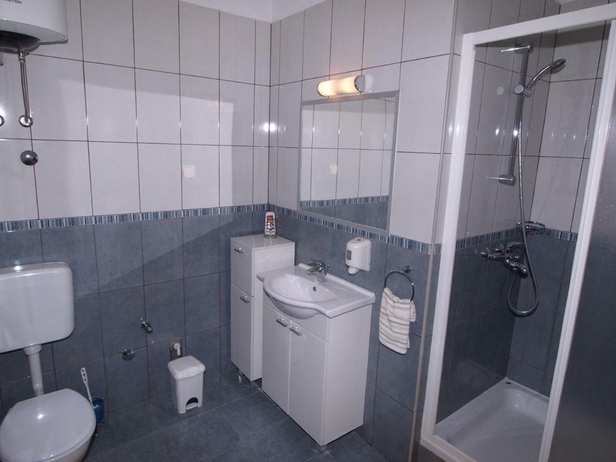 Apartments Skorin Lumbarda Exterior photo